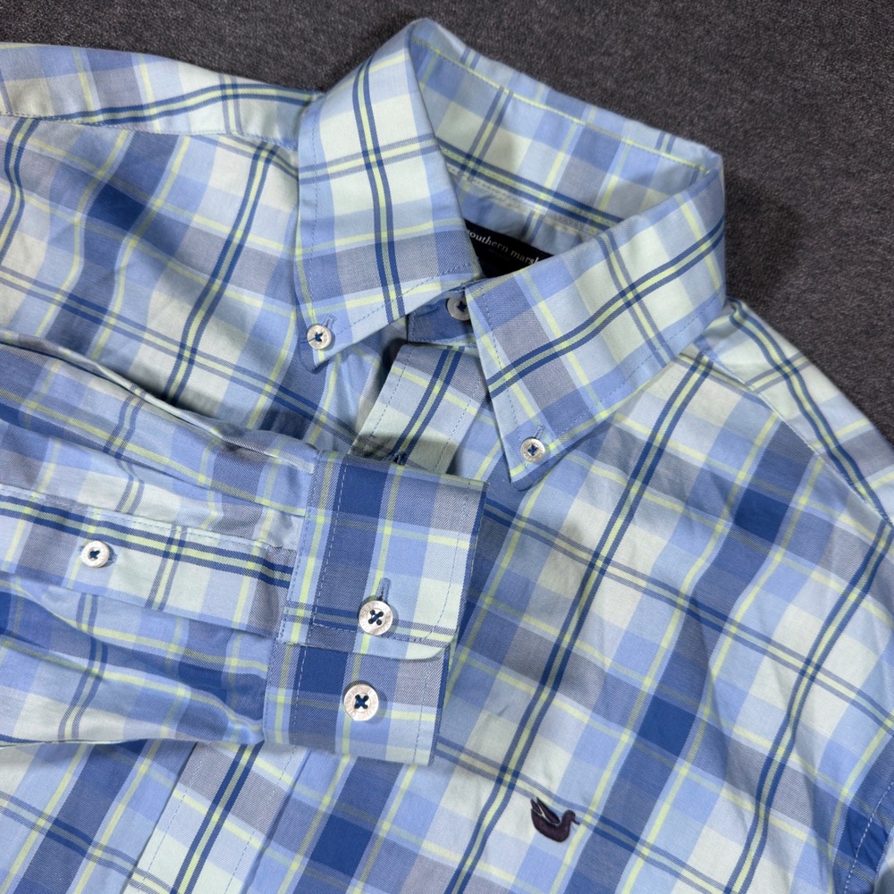Southern Marsh Button Down Shirt Mens Medium Blue Plaid Long Sleeve Cotton Logo